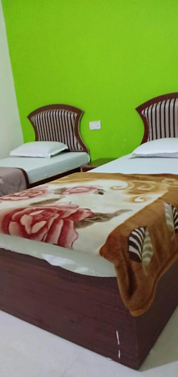 Vistara Home Stay Бодх-Гая Экстерьер фото